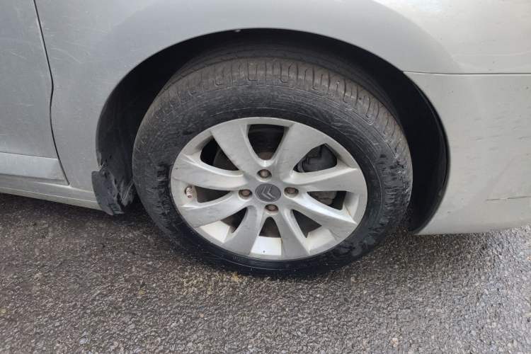 Used Citroen C-Quatre 2011 Sedan 1.6L Automatic Fashion Edition Right Front Wheel Hub