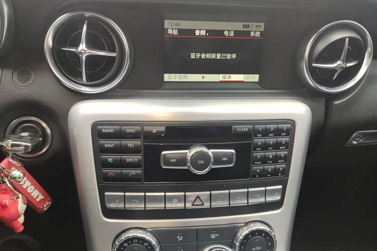 Used Mercedes-Benz SLK-Class 2011 SLK 200 Fashion Model