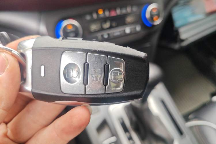 Used Haval H6 Coupe 2018 Red-Label 1.5T Automatic Two-Wheel Drive Luxury Model