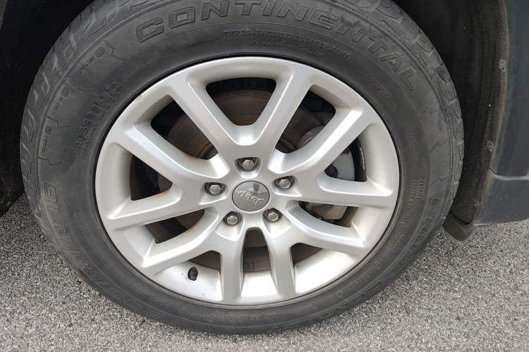 Used Jeep Commander 2018 2.0T Two-Wheel Drive Enjoy Edition China V