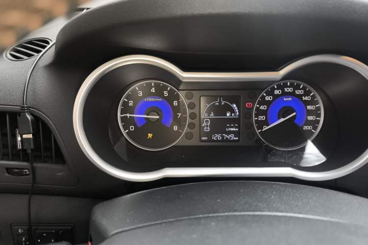 Used Dongfeng Aeolus AX3 2016 1.5L Manual ZhiKu Model
