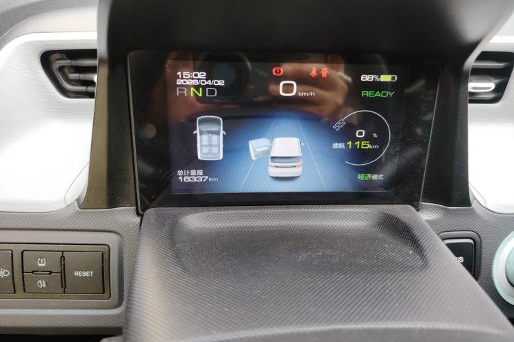 Used Wuling Hongguang MINIEV 2021 Macaron Premium Model – Lithium-NMC Odometer Close Up