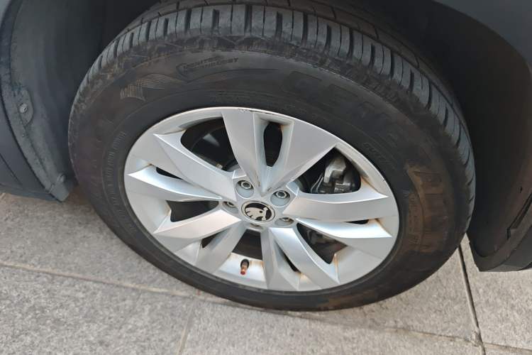Used Skoda Kamiq 2018 1.5L Automatic Standard Version China V Emission Standard Right Front Wheel Hub
