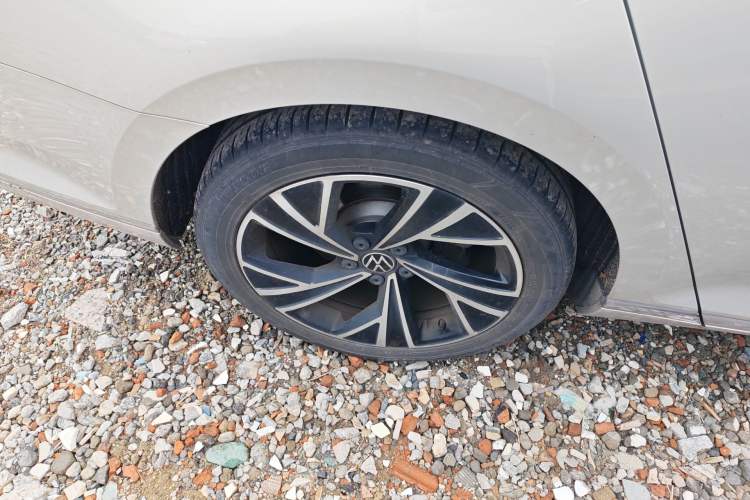 Used Volkswagen Magotan 2020 330TSI DSG Luxury Edition Exterior 3