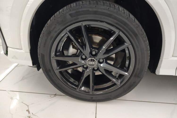 Used Audi Q2L 2022 35 TFSI Progressive Dynamic Edition