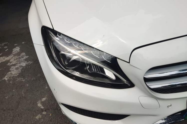 Used Mercedes-Benz C-Class 2015 Revised C 200 L Sport Edition Right Front Headlight