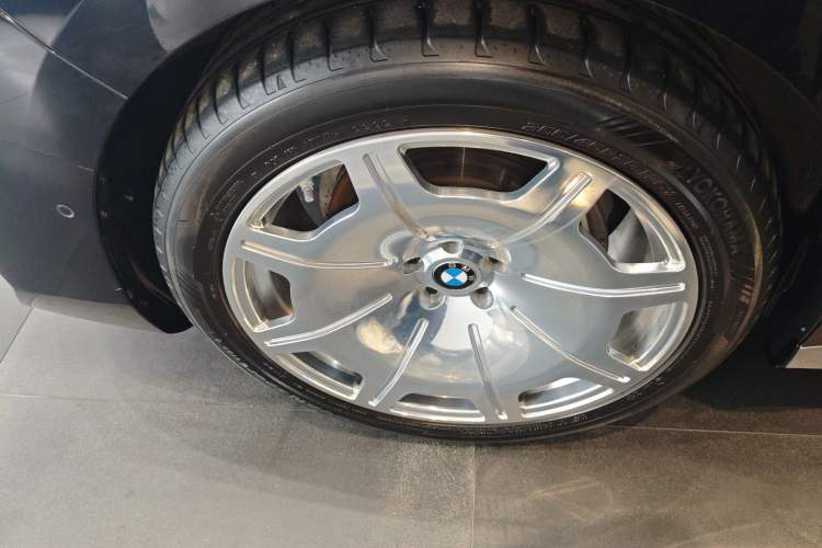 Used BMW 7 Series 2023 735Li M Sport Package
