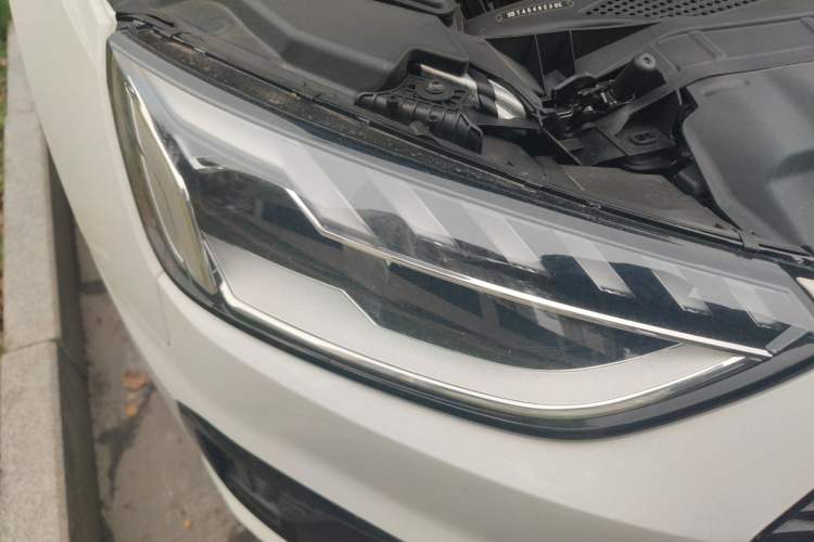 Used Audi A4L 2022 40 TFSI Luxury Dynamic Model