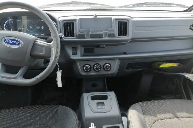 Used Karry Jiangtun E5 2024 268 km Range Open-Window 6-Seater Version
