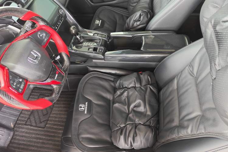 Used Honda Civic 2021 HATCHBACK 220TURBO CVT Trendy Cool Edition Left Front Seat