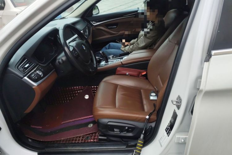 Used BMW 5 Series 2017 528Li Leading Model
