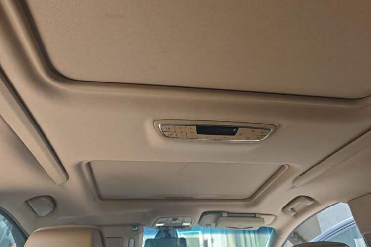 Used Buick GL8 2018 ES 28T Luxury Model China VI Standard
