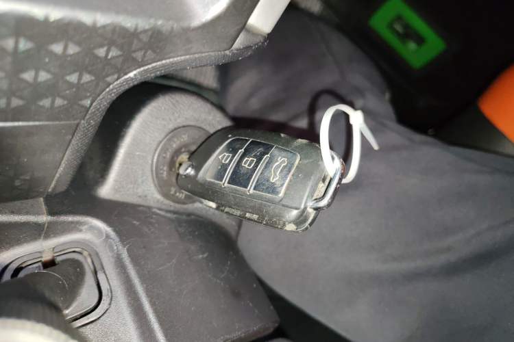 Used Geely Auto Vision X1 2017 1.3L Automatic Player Edition
