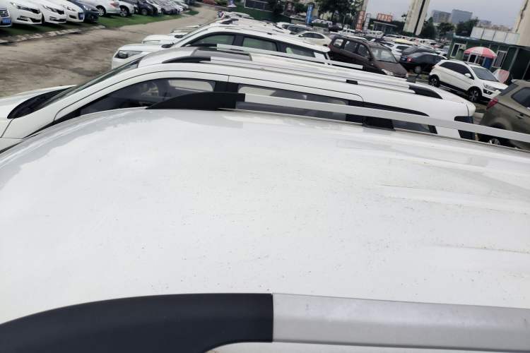 Used HYOSOW S3 2015 1.5L Luxury Model China V Standard Roof