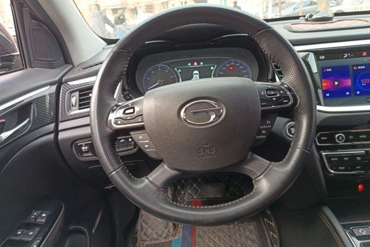 Used GAC Trumpchi GS7 2017 280T Two-Wheel Drive Luxury Model