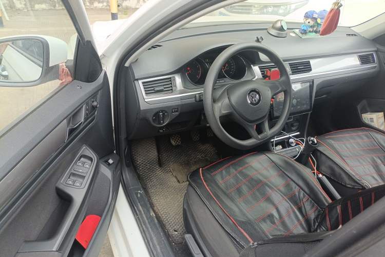 Used Volkswagen Bora 2018 1.5L Manual Fashion Model