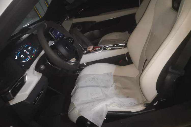 Used Lotus EMIRA 2021 2.0T DCT First Edition
