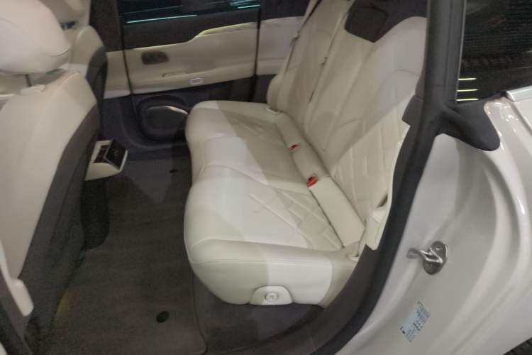 Used Nio ET7 2022 100kWh First Edition Interior 4