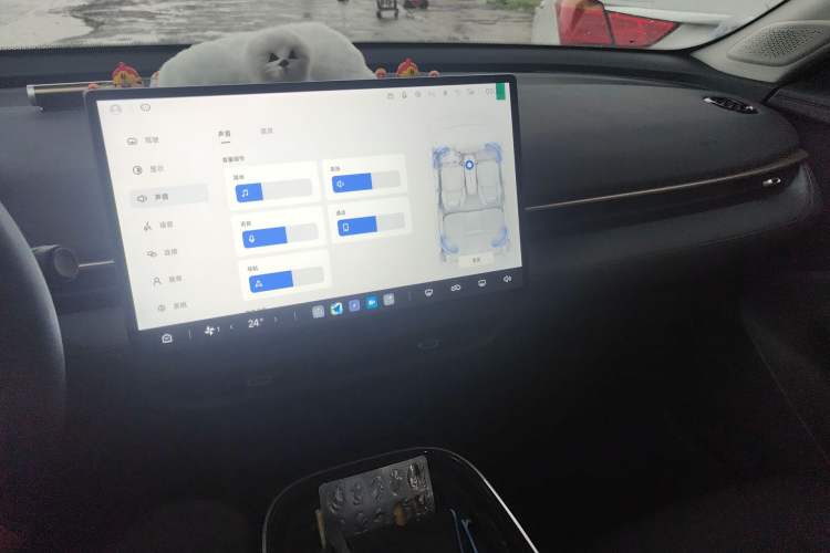 Used ARCFOX T1 2025 Model 425 PLUS