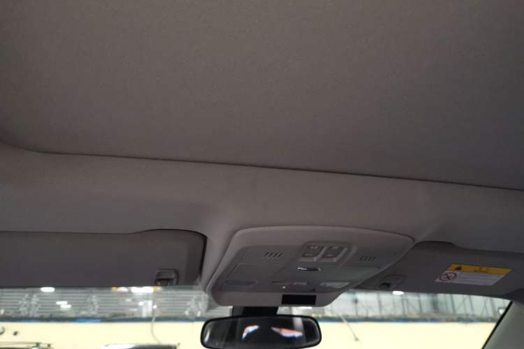 Used Buick Envision 2019 20T Two-Wheel Drive Elite Version China VI Standard
