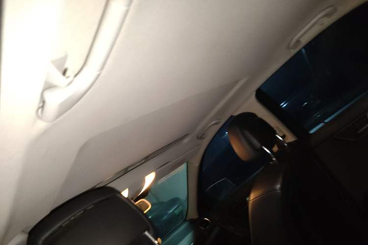 Used Mercedes-Benz C-Class 2011 C 200 CGI Elegant Model