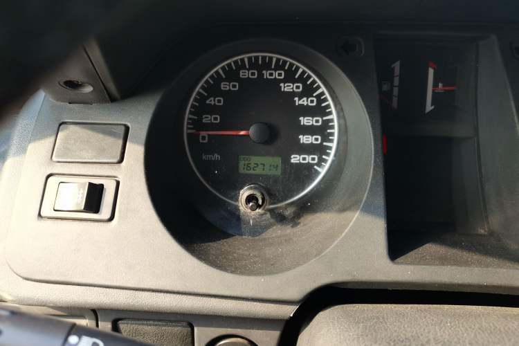 Used Leopaard Heijingang 2013 2.2L Manual Two-Wheel Drive Standard Version
