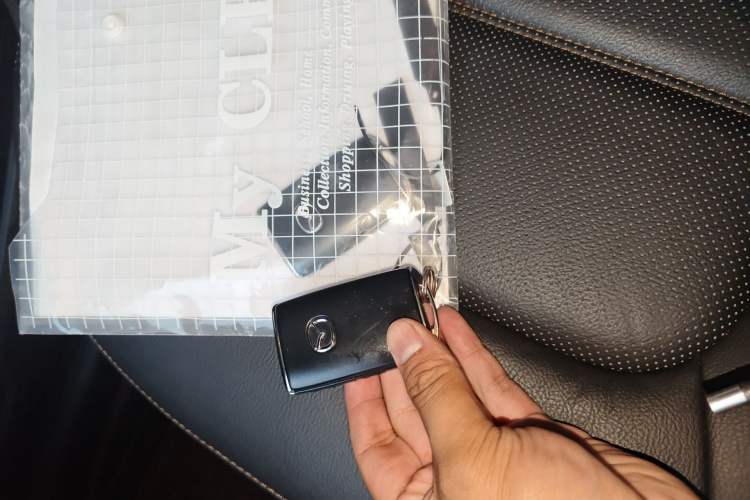 Used Mazda CX-5 2022 2.0L Automatic Two-Wheel Drive Zhiya Version Vehicle Key