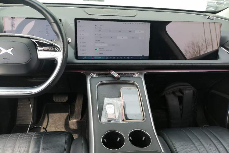 Used XPeng G9 2024 570 Max Audio And AC Panel