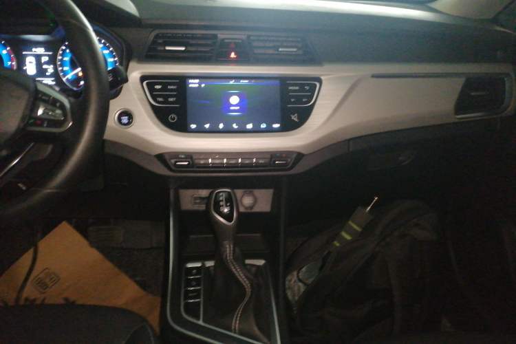 Used Geely Auto Vision X3 2020 1.5L CVT Luxury Model
