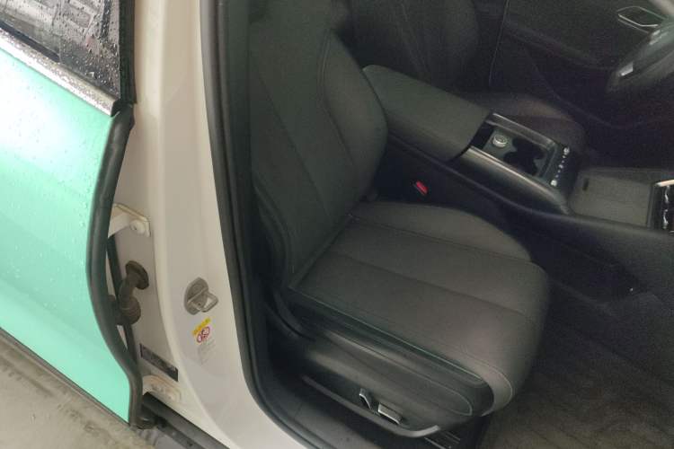 Used BYD Qin L 2025 EV 545KM Excellence Edition Right Front Seat