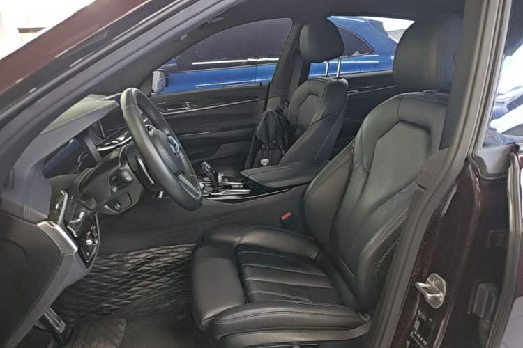 Used BMW 6 Series GT 2020 630i M Sport Package Left Front Seat