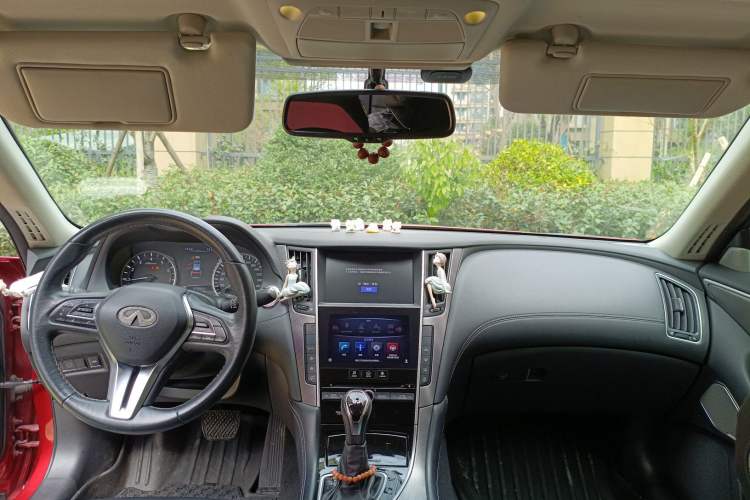 Used Infiniti Q50L 2018 2.0T Enjoyment Edition China V standard