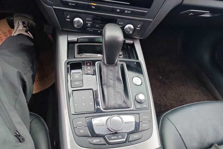 Used Audi A6L 2016 TFSI Sport Edition Gear Lever