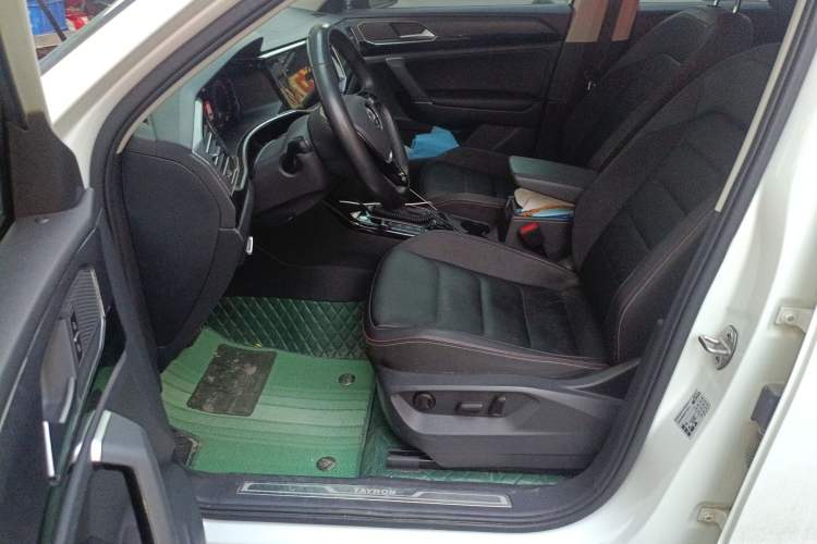 Used Volkswagen Tayron 2020 330TSI Two-Wheel Drive Luxury Smart Connectivity Version Left Front Seat