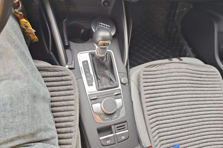 Used Audi A3 2020 Limousine 35 TFSI Fashion Edition China VI Emission Standard