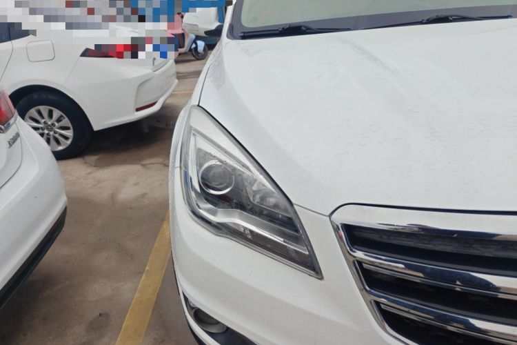 Used CHANGAN CS35 2017 1.6L Automatic Luxury Model Right Front Headlight