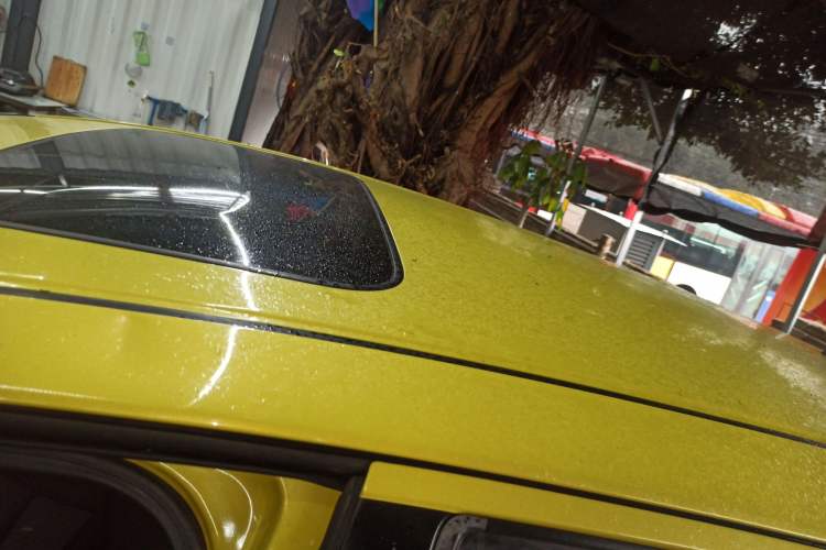 Used Honda Fit 2016 1.5L LXS CVT Comfort Sunroof Version Roof