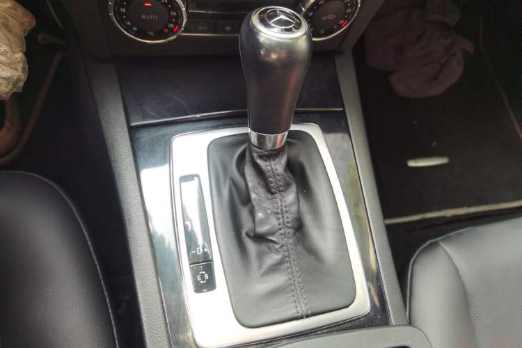 Used Mercedes-Benz C-Class 2013 C 180 Classic Grand Edition