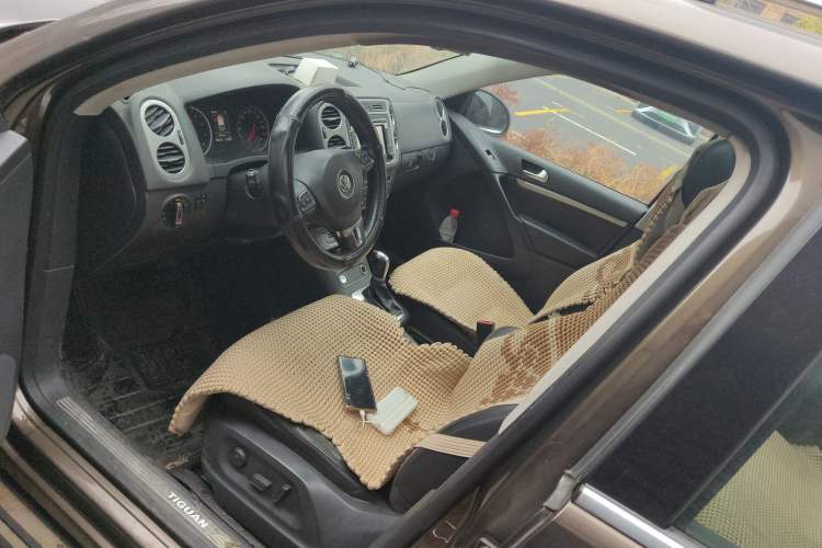 Used Volkswagen Tiguan 2015 1.8TSI Automatic Two-Wheel Drive Luxury Model Left Front Seat