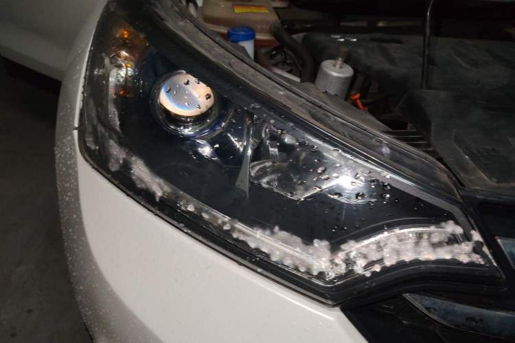 Used Dongfeng Aeolus AX7 2015 2.0L Manual Zhiyue Model Right Front Headlight