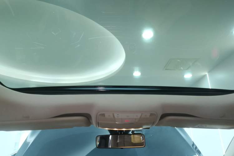 Used Mercedes-Benz E-Class 2023 E 260 L
