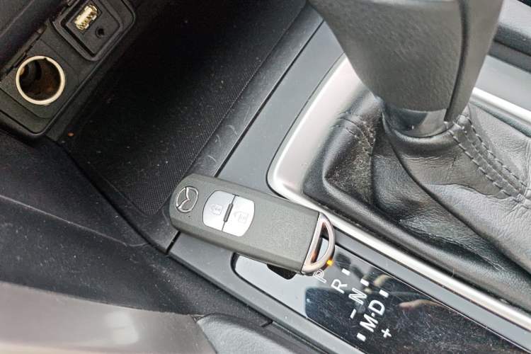 Used Mazda CX-4 2016 2.0L Automatic 2WD Blue Sky Dynamic Edition