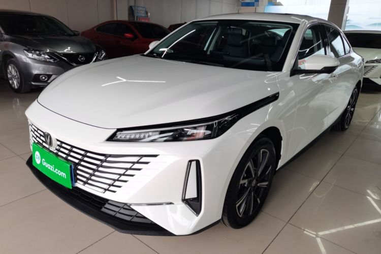 Used CHANGAN Eado 2025 Blue Whale 1.5T 500Bar Prestige Model