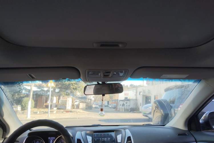 Used Hyundai Elantra (5th Generation / Langdong) 2015 1.6L Automatic Leading Model