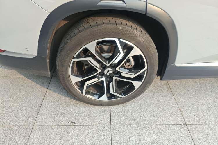 Used Nio ES8 2020 415 km Signature Edition 6-Seater Version
