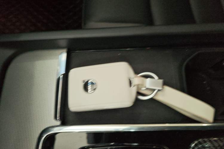 Used Volvo XC60 2025 B5 Four-Wheel Drive Smart & Advanced Midnight Black Edition