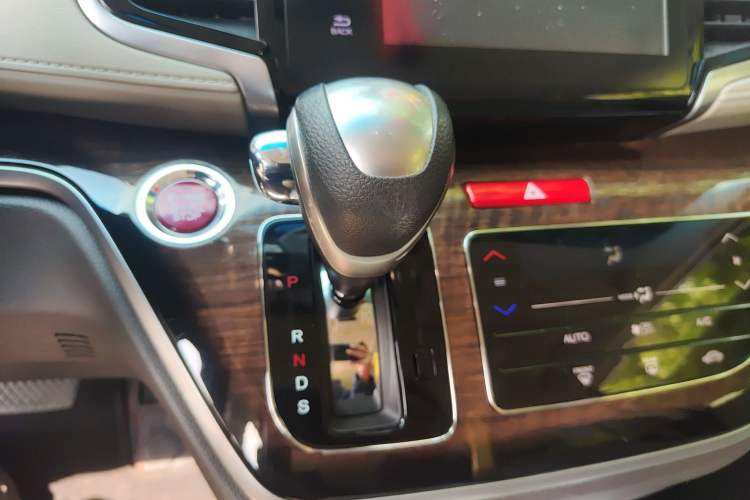 Used Honda Odyssey 2017 2.4L Luxury Edition