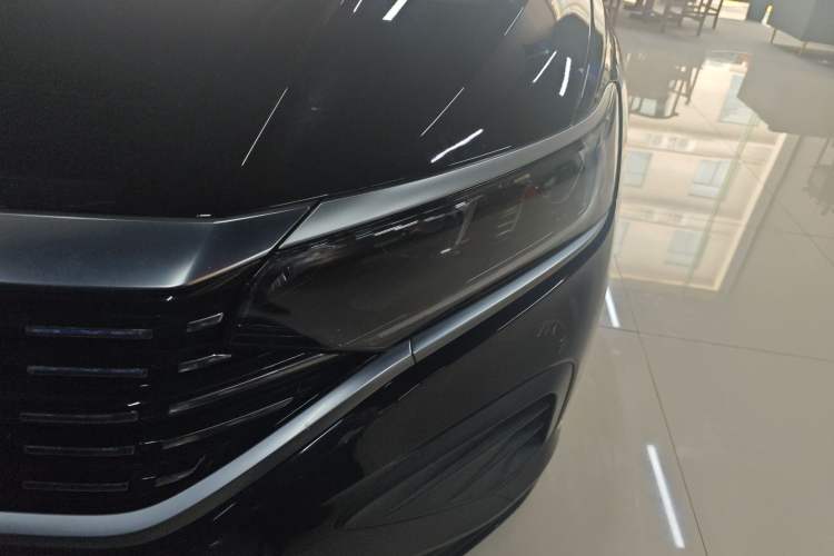 Used Volkswagen Passat 2022 280TSI Business Edition Left Front Headlight