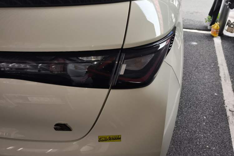 Used BYD Dolphin 2023 420 km Free Version
