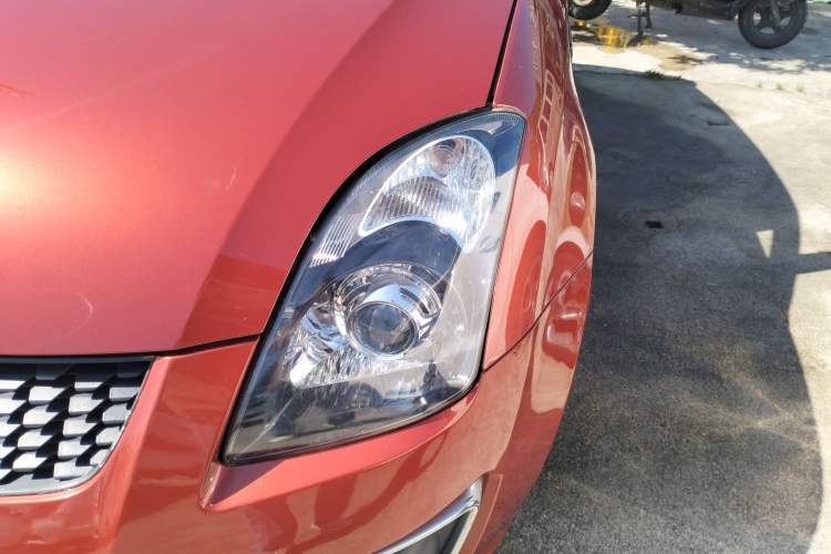 Used Suzuki Swift 2013 1.5L Manual Standard Edition Left Front Headlight